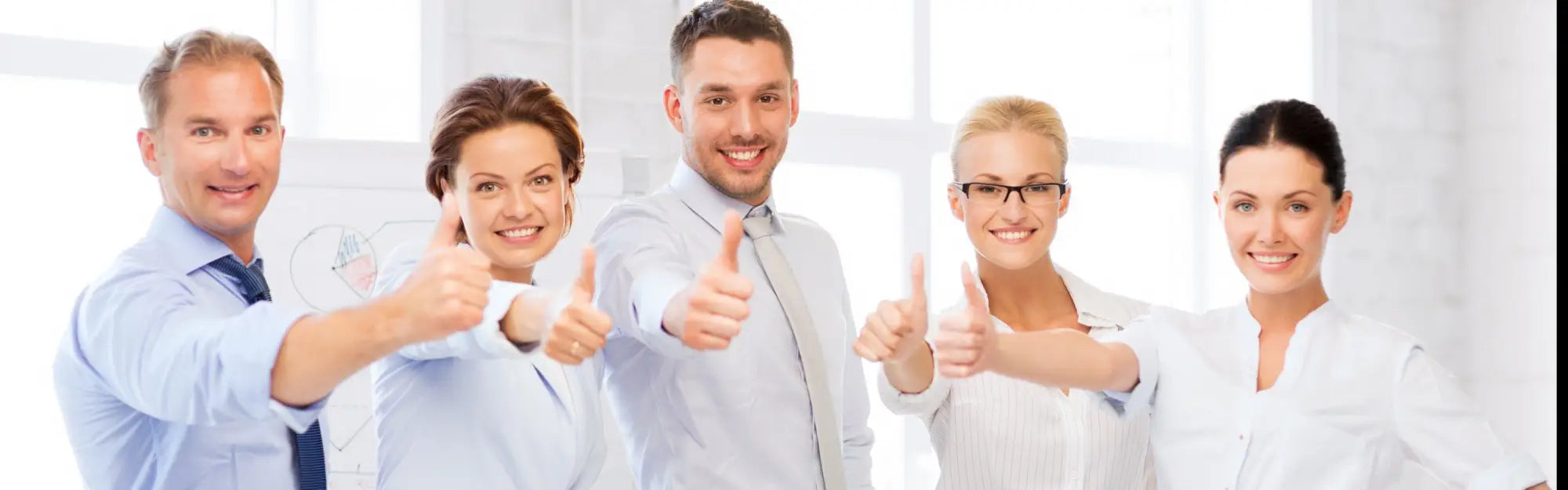 Laadukkaat takit hupparit ja pikeepaidat omalla logolla