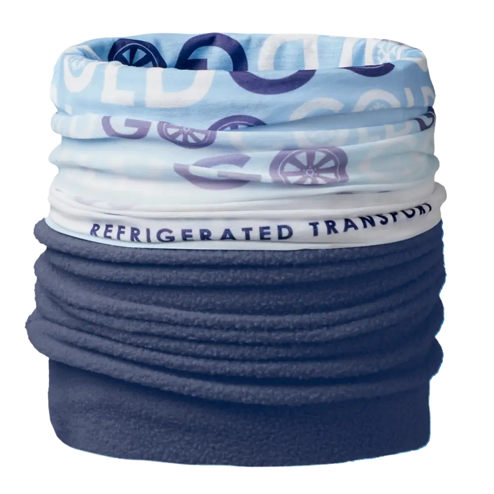 Kustomoitu fleece tuubihuivi kaulassa – suojaa kylmältä.