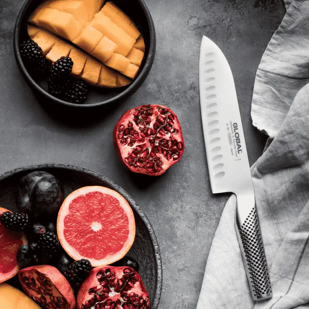 Monikäyttöinen Global G-80 Santoku-veitsi – erinomainen joululahja henkilöstölle