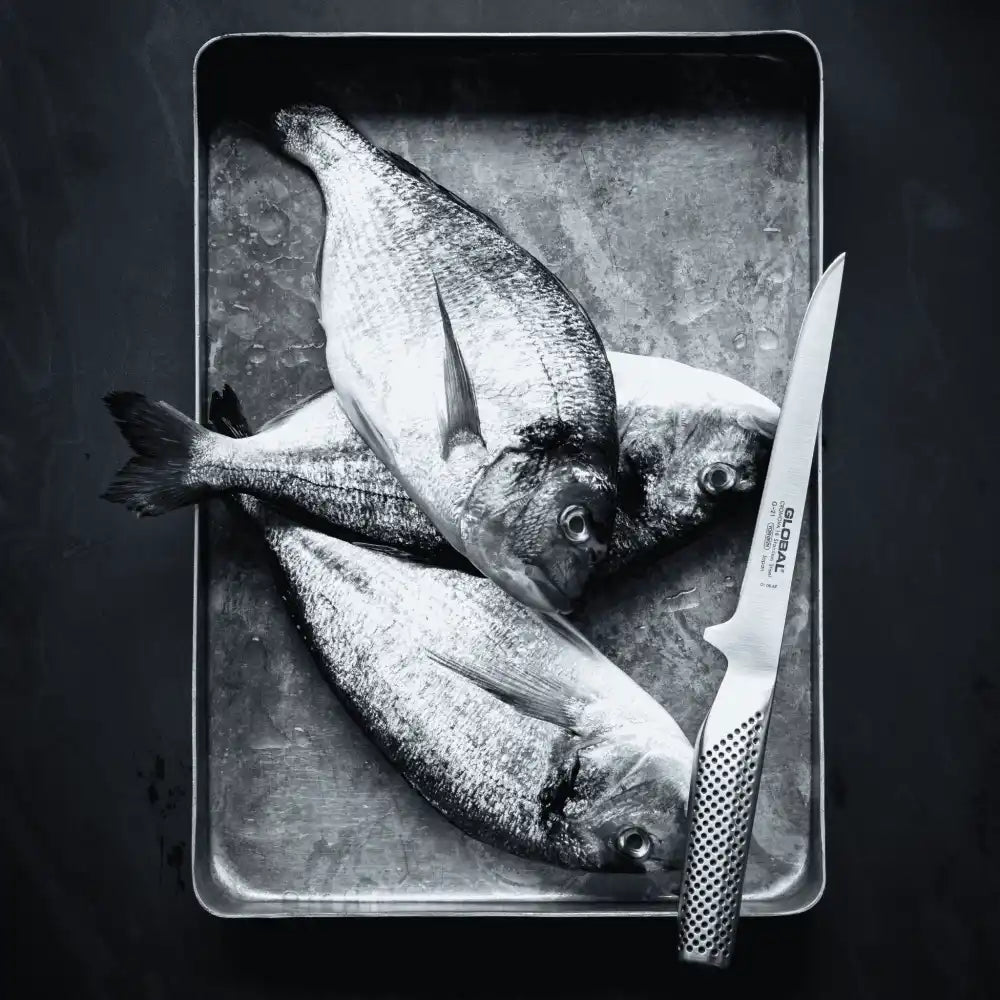 Global G-21 fileointiveitsi valmiina tuoreiden kalojen fileointiin