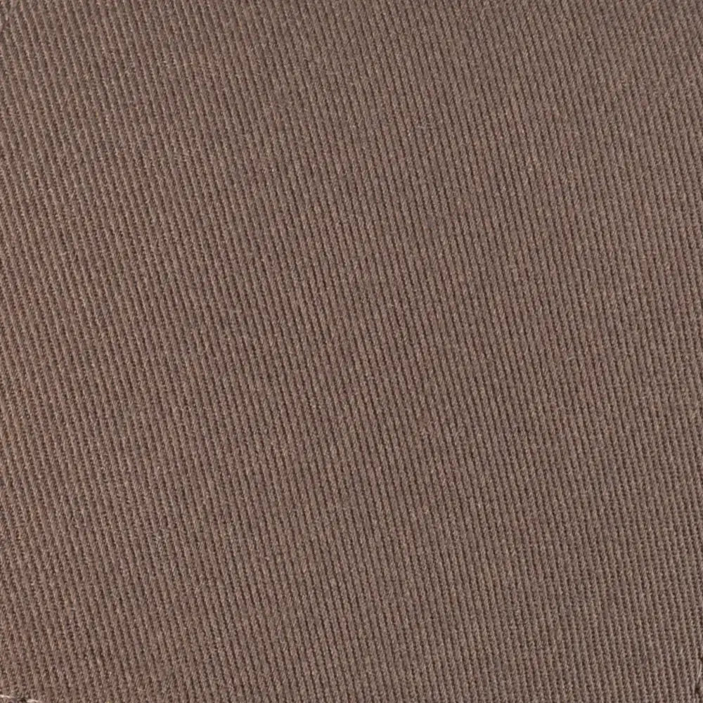 Lähikuva ruskean Rayon 4350 lippiksen heather-kankaasta.