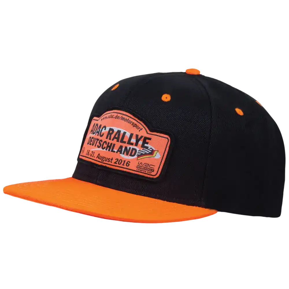 Suunnittele oma snapback: esimerkki snapback lippis kangasmerkki logolla