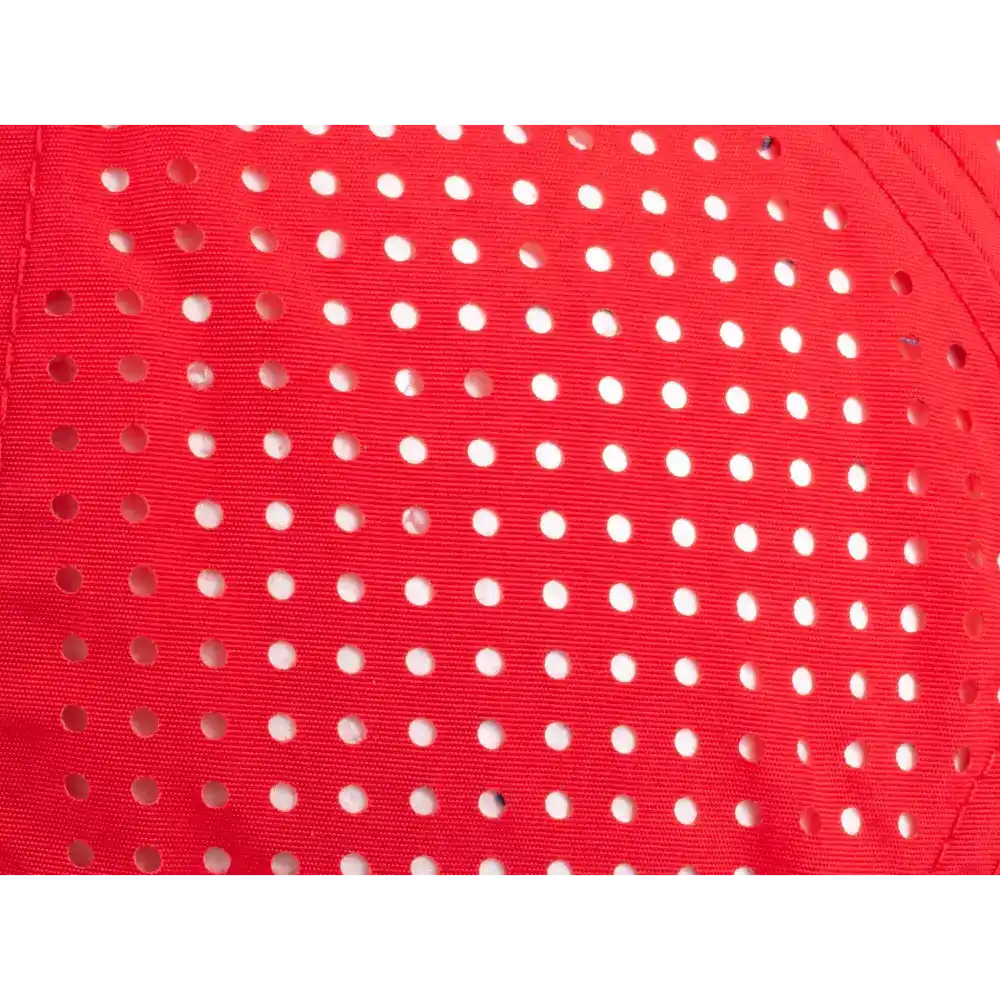 TASLON LIPPALAKKI lÀhikuva laserleikatut ilma-aukot