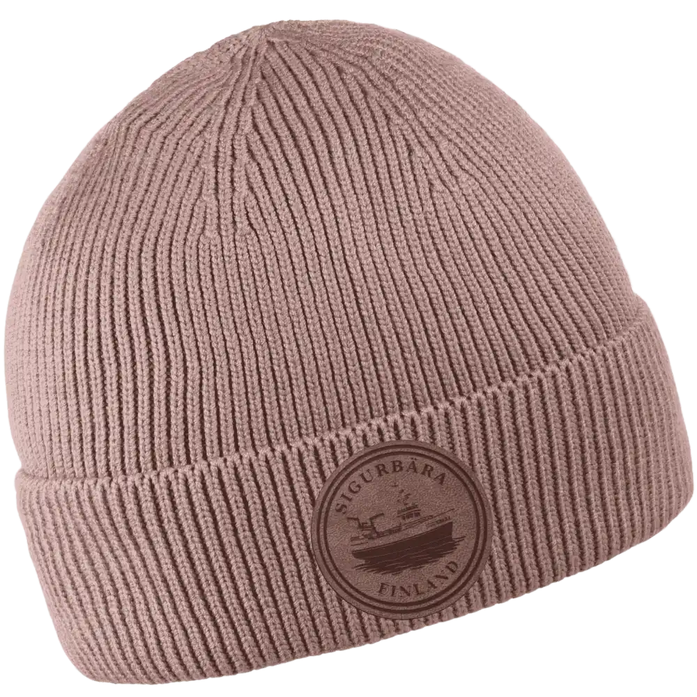 Viskoosi pipo beige omalla logolla.