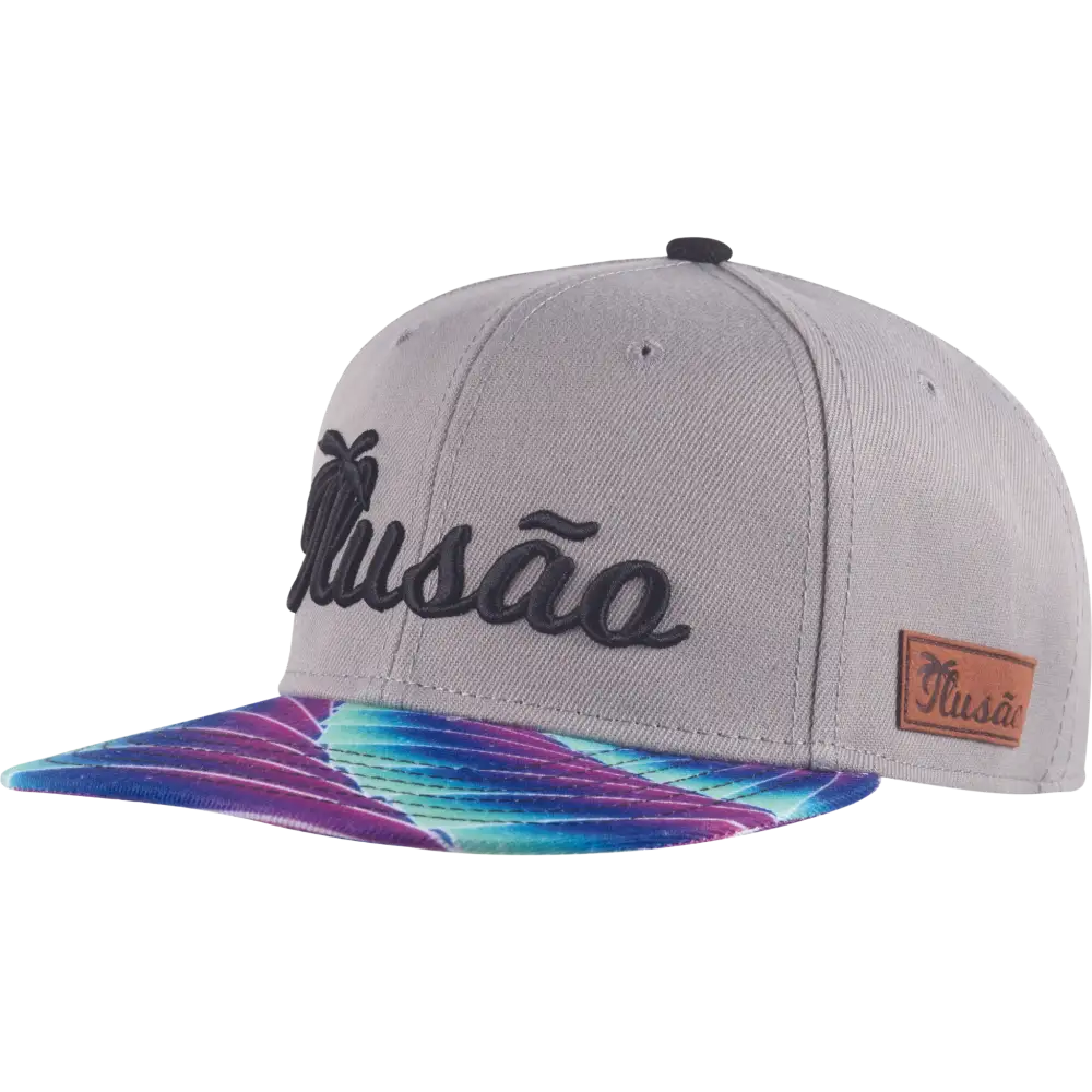 Kustomoitu snapback 3D-brodeerauksella, nahkamerkillä ja printillä