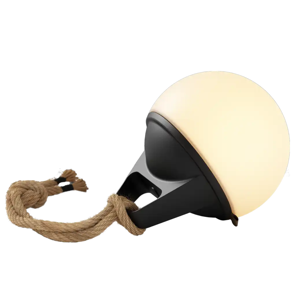 SACKit Light 150 kannettava valaisin päällä luomassa lämmintä tunnelmaa