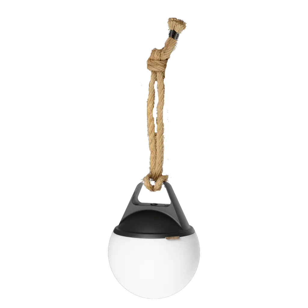 Kannettava SACKit Light 150 -valaisin ja sen hamppuköysi, valo sammutettuna