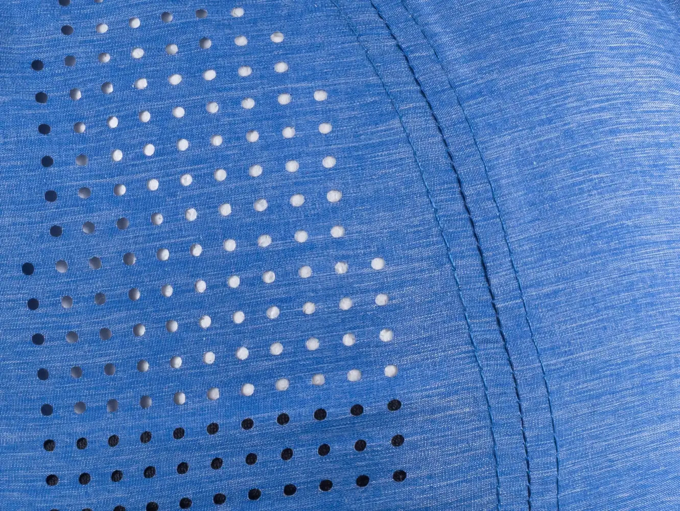 Snapback perforated lähikuva sivupaneeli-ZigiZagi