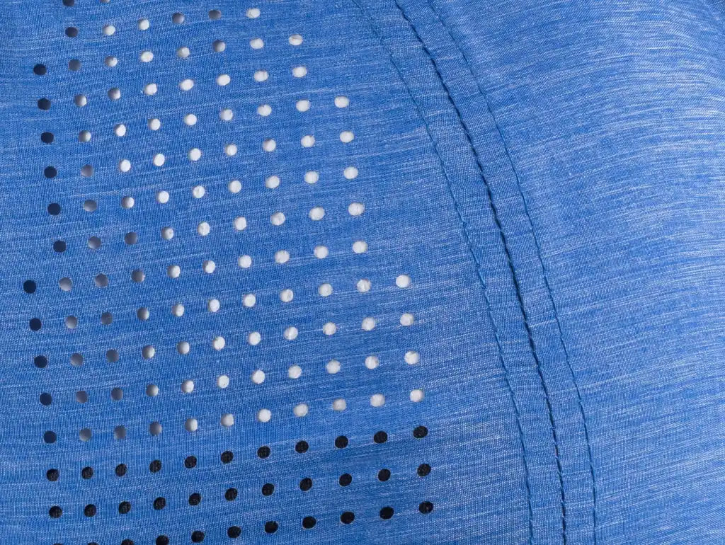 Snapback perforated lähikuva sivupaneeli-ZigiZagi