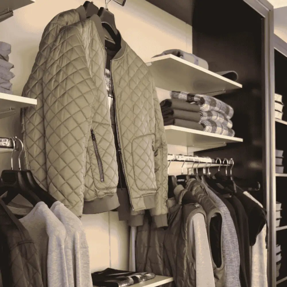 Tekstiilit omalla logolla yrityksille ja urheiluseuroille.