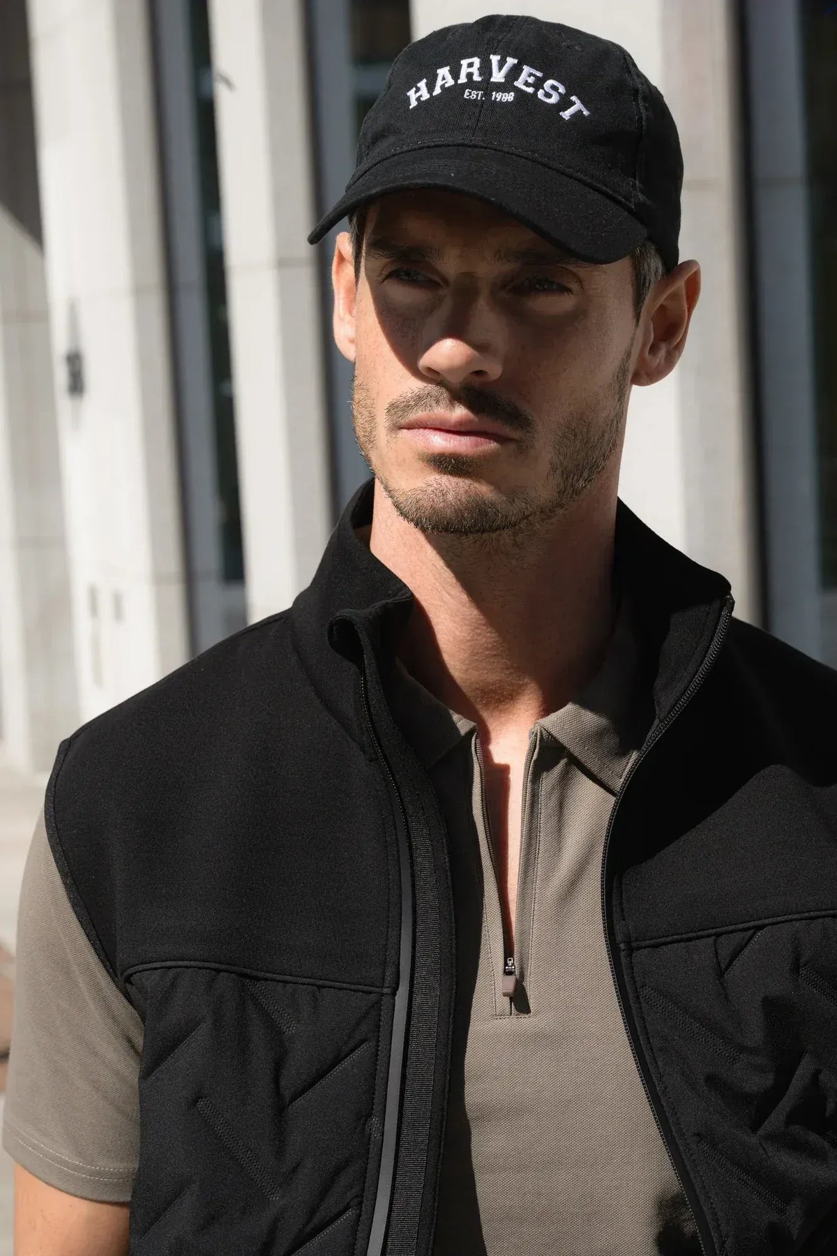 James Harvest Montana Hybrid Vest 2131048 – käytössä