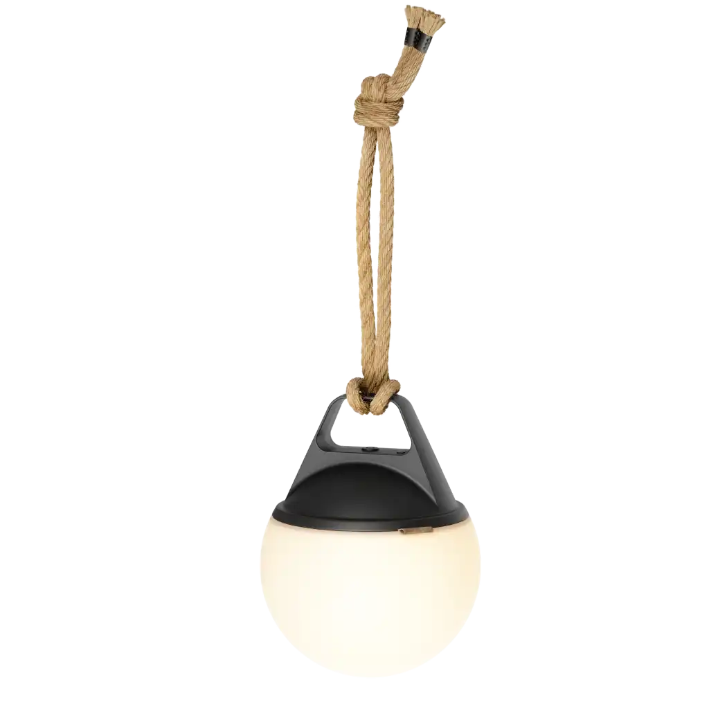 SACKit Light 150 valaisin päällä ja hamppuköysi ripustamista varten esillä