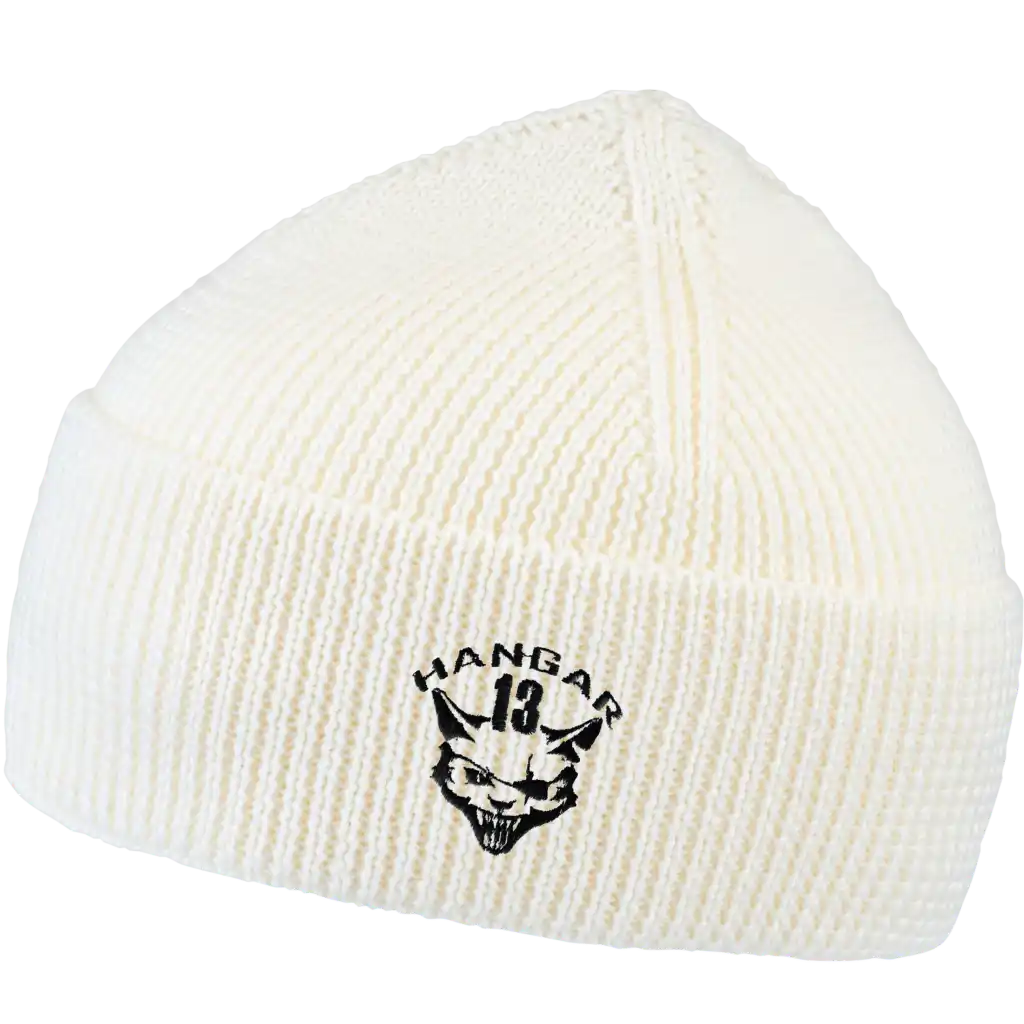 Saana luonnonvalkoinen paksu 100% merinovillapipo omalla logolla - Lgoo tehty brodeerauksella.