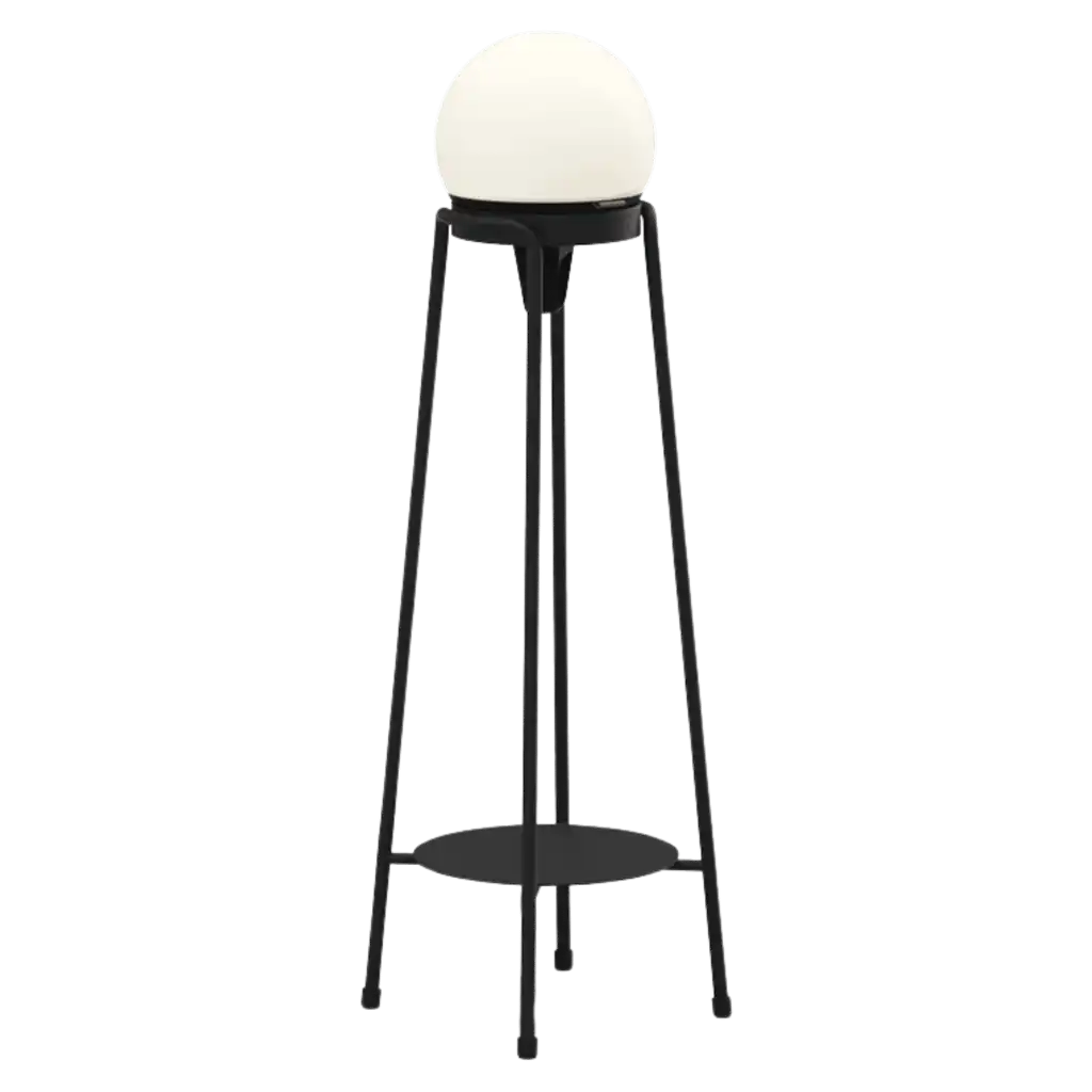 SACKit Light 150 -valaisin SACKit Patio Ø14 -jalustalla esillä